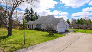 2792 E Pioneer Trail, Aurora, OH 44202