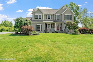 17 Jordan Ln, Schenectady, NY 12302