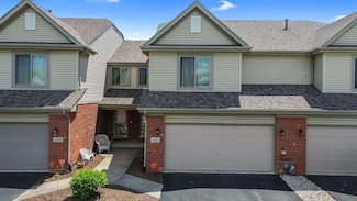 8261 Pecan Place, Frankfort, IL 60423