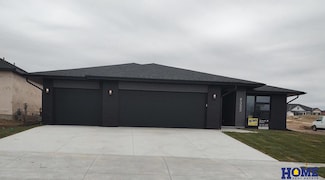9332 S 86th St, Lincoln, NE 68516