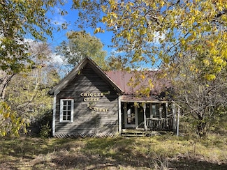 5838 Farm Road 1528, Klondike, TX 75448