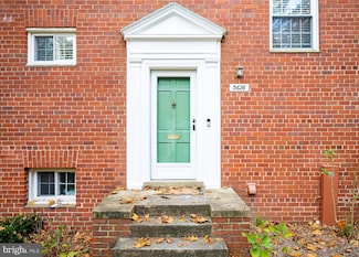 3626 Gunston Rd, Alexandria, VA 22302