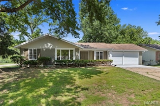 1618 Clock Tower Dr, Saint Louis, MO 63138