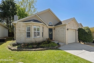1629 Chenoweth Cir, Knoxville, TN 37909