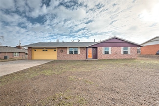 913 S 17th St, Rogers, AR 72758