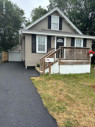 1175 Floral Ave, Schenectady, NY 12306