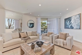 300 N Swall Dr Unit 308, Beverly Hills, CA 90211