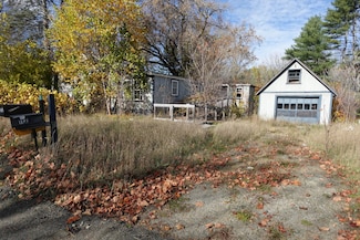 112 Holley Rd, Farmington, ME 04938
