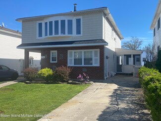 570 Ionia Ave, Staten Island, NY 10312