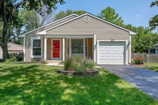 429 Bayview Ave, Naperville, IL 60565