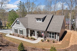 158 Shadowood Dr SE, Calhoun, GA 30701