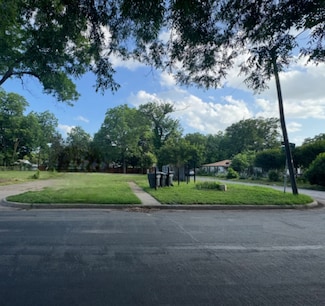 3300 Jerome St, Dallas, TX 75223