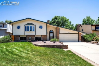 2065 Crystal River Dr, Colorado Springs, CO 80915