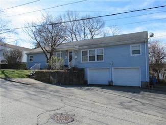 184 Gladstone St, Cranston, RI 02920