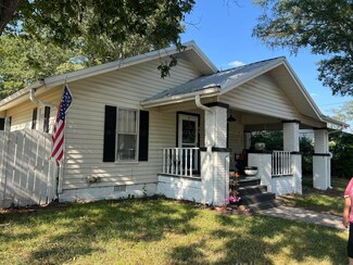 1011 Saint Joseph St NW, Cullman, AL 35055