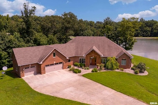 106 Oak Creek Ln, Murphysboro, IL 62966