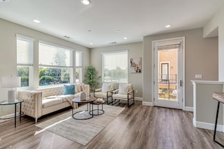 325 Charles Morris Terrace, Sunnyvale, CA 94085