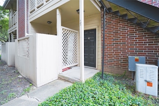 8055 Cambridge St Unit 17, Houston, TX 77054