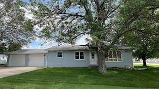 205 S Brown St, Lawler, IA 52154