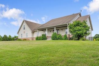 9050 N Hartley Rd, Hallsville, MO 65255