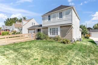286 S Shore Blvd, Buffalo, NY 14218