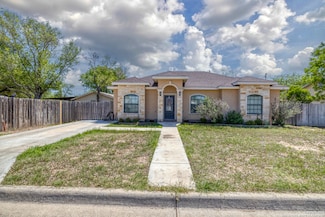 109 Vanham St, Uvalde, TX 78801