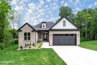140 Tsuhdatsi Cir, Loudon, TN 37774
