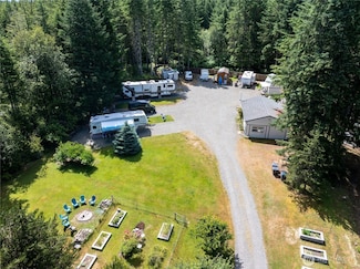 30 E Richardson Rd, Belfair, WA 98528