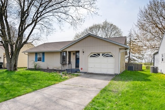 829 Meadow Ln, Greenfield, IN 46140