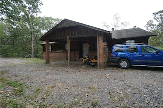 2610 S Woodland Rd, Muskogee, OK 74403