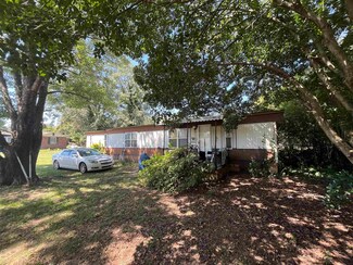 216 Brannon Ct, Spartanburg, SC 29301