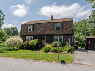 3 Barque Rd, Bath, ME 04530