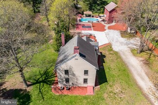 29 Bridge Rd, Lumberton, NJ 08048