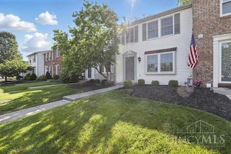 8112 Mill Creek Cir, West Chester, OH 45069