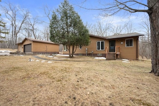 36549 Indian Point Rd, Cohasset, MN 55721