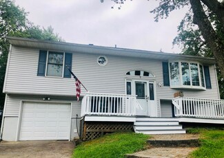 7 Newbury Cir, Howell, NJ 07731