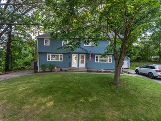 16 Morgan Dr, Chelmsford, MA 01824
