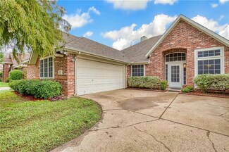 2321 Spring Mills Rd, Mesquite, TX 75181
