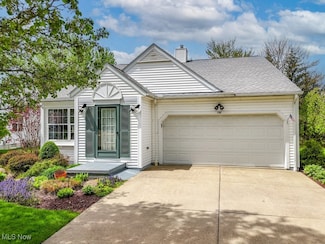 136 Kensington Ct Unit 47, Aurora, OH 44202