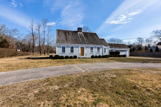 700 Main St, Cotuit, MA 02635