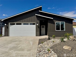 211 Juniper St N, Soap Lake, WA 98851