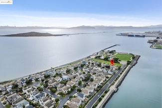 3 Harbor View Dr, Richmond, CA 94804