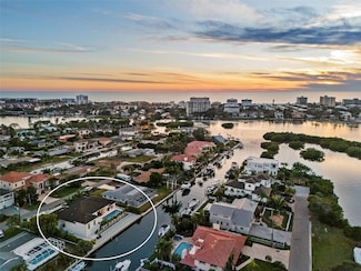 1643 Stanford Ln, Sarasota, FL 34231