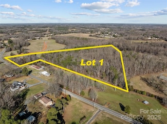 24910 Birdhouse Ln Unit 1, Locust, NC 28097