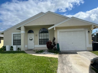 5879 SE Wilsie Dr, Stuart, FL 34997