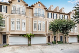 2910 Brompton Square Dr, Houston, TX 77025