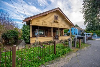 2516 Main St, Cambria, CA 93428