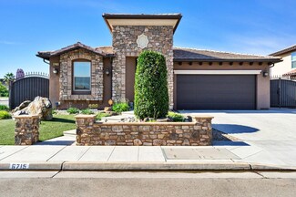 6715 W Calimyrna Ave, Fresno, CA 93723