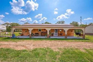 2080 Avenue J St, Boling, TX 77420
