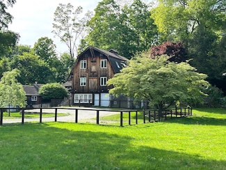 5 Deerfield Rd, Wilton, CT 06897